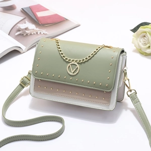 Sac à Épaule en Cuir PU pour Femme avec Rivets Chaîne en Métal Logo V Bloc de Couleur Petit Sac Bandoulière Carré