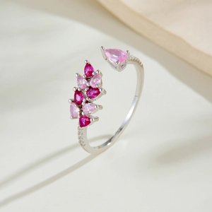 Anillo ajustable de plata S925 con circonitas rosas en forma de pera y flores