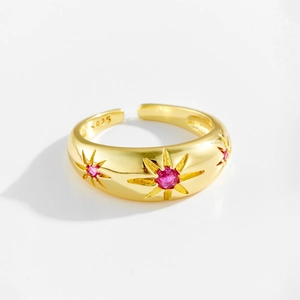 Bague étoile dorée réglable avec gravure S925 et pierres de zircone violettes