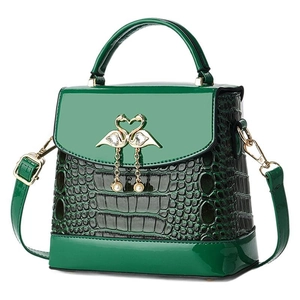 Mini borsa verde scuro a stampa coccodrillo con chiusura a fenicottero e perle