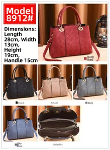 Vue détaillée du grand sac à main avec motif gaufré géométrique et compartiments de rangement