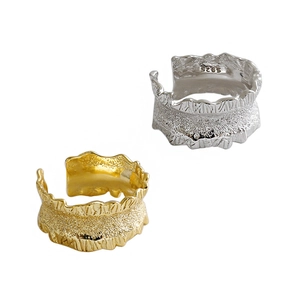 Bagues en argent sterling S925 à texture plissée irrégulière, ensemble or et argent