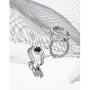 Minimalistische S925 Silberringe mit schwarzem Achat und Mondstein im Inlay-Stil