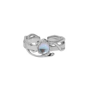 Irregulärer S925 Sterlingsilber Ring offen mit einem durchscheinenden Mondstein