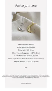 Dettaglio dei ciondoli a luna irregolari in argento sterling S925 in finiture argento e oro