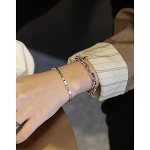 Retro S925 sterling silver chain bracelet with vintage ring in a minimalist style