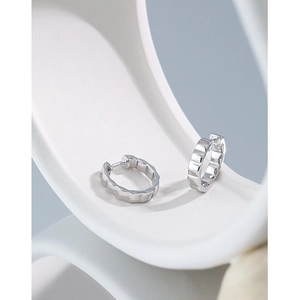 Minimalist S925 sterling silver hoop earrings with geometric textured surface design