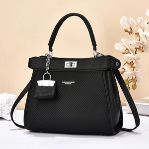 Sac à Main Élégant en Cuir PU Couture pour Femmes Avec Charme de Mini Sac Fermoir Tournant Sac Bandoulière pour Navettage