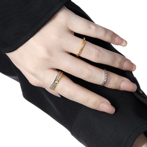 Minimalistische S925 sterling zilveren stapelringen met textuur in goud en zilver