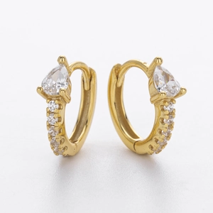 Elegante vergulde S925 sterling zilveren oorringen met peergeslepen zirkoon hangers