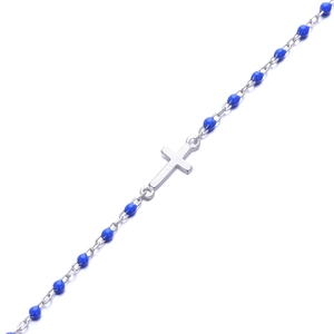 Détail du bracelet croix en argent sterling S925 avec perles en émail bleu