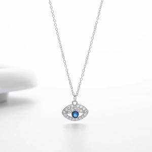 Collar de plata S925 con dije de ojo turco, piedra azul y pavé de cristales finos