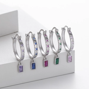 S925 Sterling Silber Ohrringe mit bunten rechteckigen Edelsteinen in fünf Farben