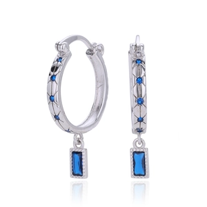 Elegante S925 Sterlingsilber Creolen mit rechteckigen blauen Edelsteinen und Diamantakzenten