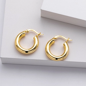 Créoles minimalistes en argent sterling S925 doré avec une finition miroir brillante