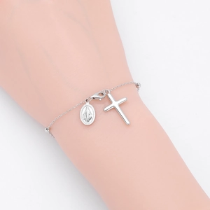 Bracelet élégant en argent S925 avec pendentif croix et médaille de la Vierge Marie