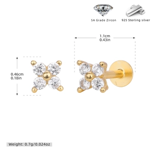 Detaillierte Maße des S925 Sterlingsilber Kleeblatt-Ohrsteckers mit Zirkonia-Stein