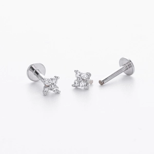 Detail von S925 Silber Kleeblatt Labret-Steckern mit Zirkonia und Schraubverschluss
