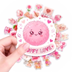 Detailaufnahme eines süßen rosa 'Fluffy Love' Aufklebers mit mattem Finish