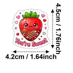 Detail eines Cartoon-Erdbeeraufklebers mit Schokolade und You're Sweet-Schriftzug
