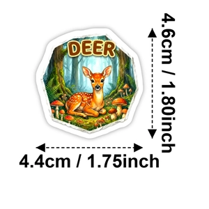 Vue détaillée d'un autocollant cerf imperméable avec dimensions de 4,6 cm sur 4,4 cm