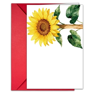 Macro-opname van zonnebloem wenskaart met rode envelop voor geschenkberichten
