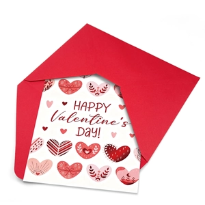 Set de tarjetas de San Valentín con corazones rosas y sobre rojo sobre fondo blanco