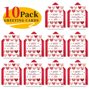 Vista de detalle de pack de 10 tarjetas de San Valentín con sobres rojos en rejilla