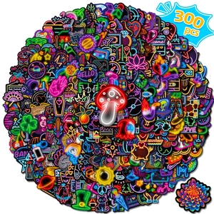 Set mit 300 Neon-Graffiti-Aufklebern mit verschiedenen bunten Pop-Kultur-Motiven im Set