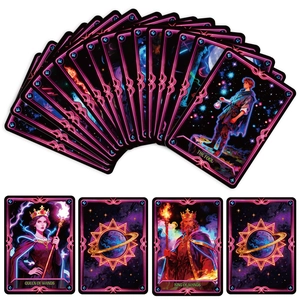 Cartas de tarot neon cyberpunk mostrando El Loco y Rey de Bastos con detalles en rosa