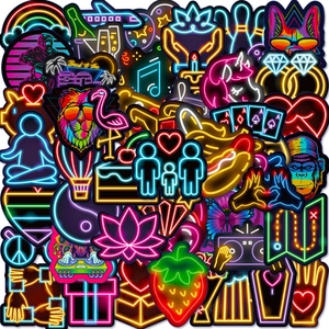 Bunte Neon-Sticker-Sammlung mit Tieren und Retro-Icons der 80er Jahre für DIY-Dekoration