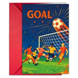 Dettaglio del biglietto d'auguri a tema calcio con scena di gol e busta rossa vivace