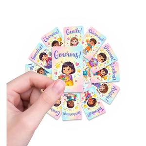 Dettaglio di carte premio per bambini con parole di incoraggiamento in inglese