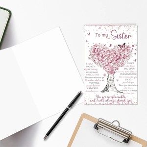 Vue détaillée de la carte papillon en forme de cœur pour sœurs avec enveloppe et stylo