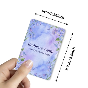 Biglietti floreali ad acquerello con scritta Embrace Calm per relax e serenità