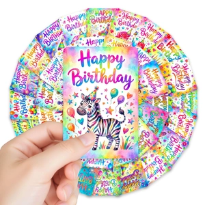 Cartes d'anniversaire aquarelle avec zèbre et ballons colorés en disposition en éventail