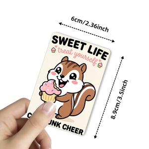Süße Eichhörnchen-Karte mit Sweet Life Text und Abmessungen von 6 cm x 8,9 cm
