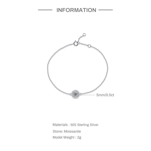 Makroaufnahme von 0,5ct Moissanit-Anhänger an 925 Sterling Silberkette mit 5mm Detail
