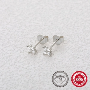 Minimalist S925 sterling silver four-petal flower moissanite stud earrings in silver finish