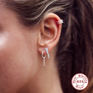 Set aus drei S925 Sterlingsilber Ohrringen mit Zirkonia-Anhängern und Kette für Damen