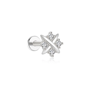 Detail van een S925 sterling zilveren kruis labret met zirkonia's en platte achterkant