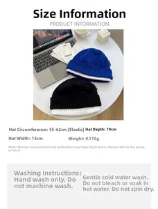 Guide des tailles pour bonnets en tricot bleu et noir avec tour de tête extensible
