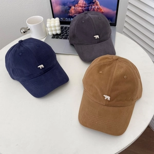 Casquettes de baseball en coton brossé avec broderie ours polaire en marine, gris et caramel