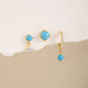 Vue détaillée du lot de boucles d'oreilles en argent S925, turquoise et zircon