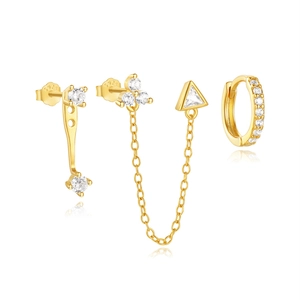 Detalle del conjunto de pendientes de plata S925 dorada con circonitas y borla