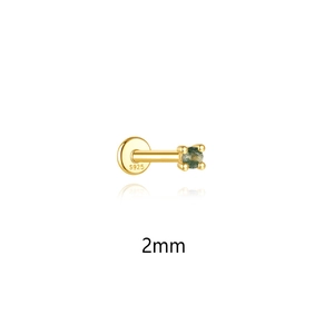 Detailed close-up of a 2mm green moss agate stud in s925 silver gold-plated setting