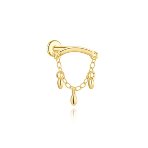 Nahaufnahme von S925 Sterling Silber Gold Ohrstecker mit hängenden Wassertropfen