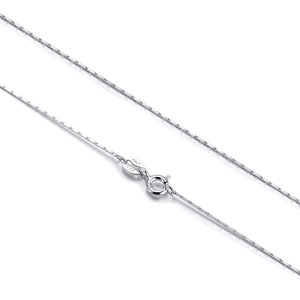Détail de la chaîne à maillons bambou en argent S925 avec fermoir gravé ITALY et S925