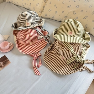 Chapeau bob rayé en coton pour enfants avec cordon de serrage en quatre coloris variés