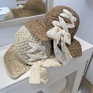 Foldable lace bow straw sun hat for women in dark brown and creamy white styles